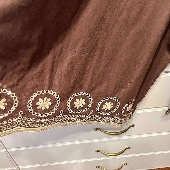 MAIN STREET BLUES Brown & Tan Embroidered Tunic Blouse (Size 2X) - Picture 4 of 9